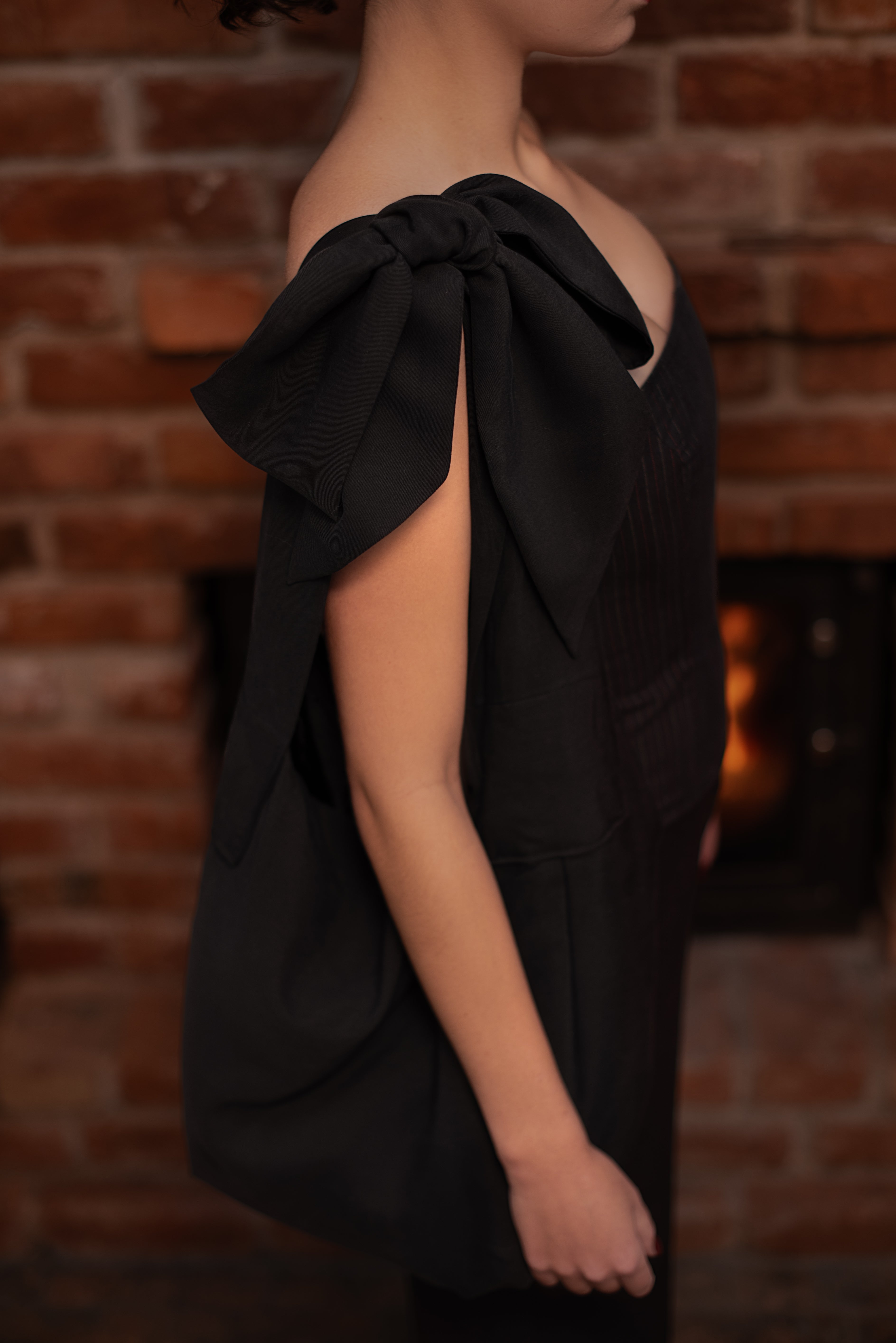 Rankinė "Juoda Tyla"